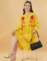 Liva Gold Embroidered Floral Short Dress Relax Fit