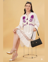 Liva Saphire Embroidered Floral Short Dress Relax Fit