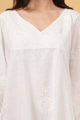 Diva Embroidered Half Circular White Short Kaftan