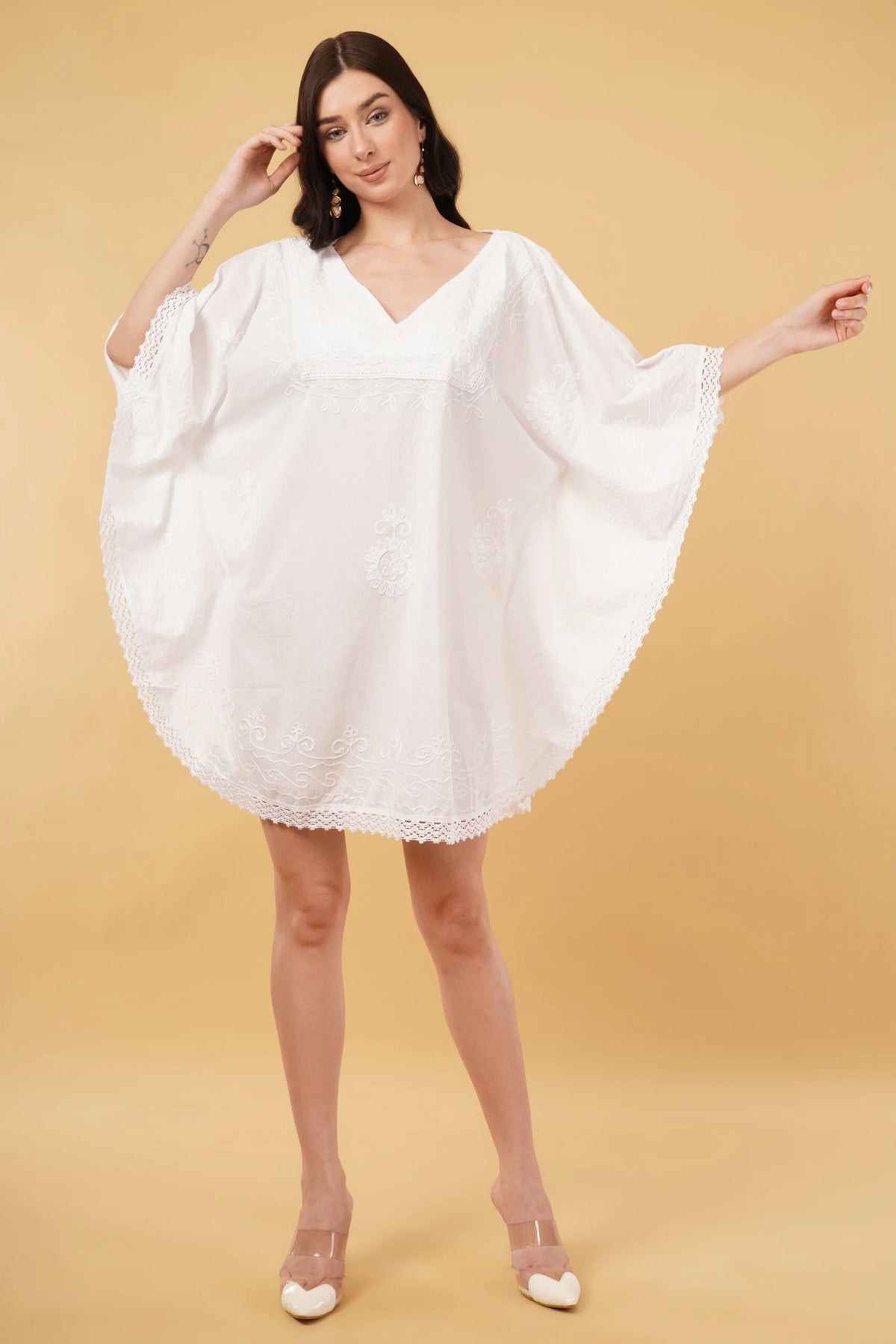 Diva Embroidered Half Circular White Short Kaftan